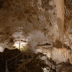 Anemotrypa Pramanta Cave